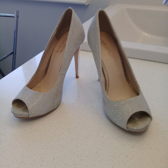 Peeptoe stiletto heels - Picture 3 of 5